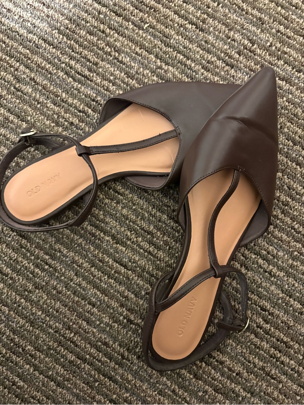 Old Navy Women's Dark Brown Pointed T-Strap Flats